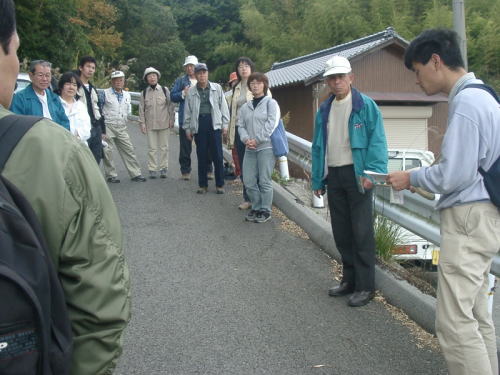 第237回自然観察会「三吉鉱山跡での鉱物等の観察」5