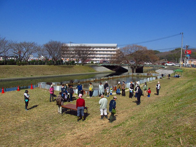 ���R�ώ@��u�~�Y�A�I�C�̎�܂��ƃl�C�`���[�Q�[���v